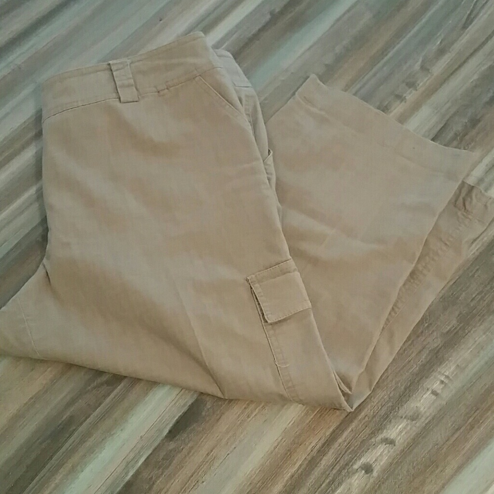 AB Studio cropped pants